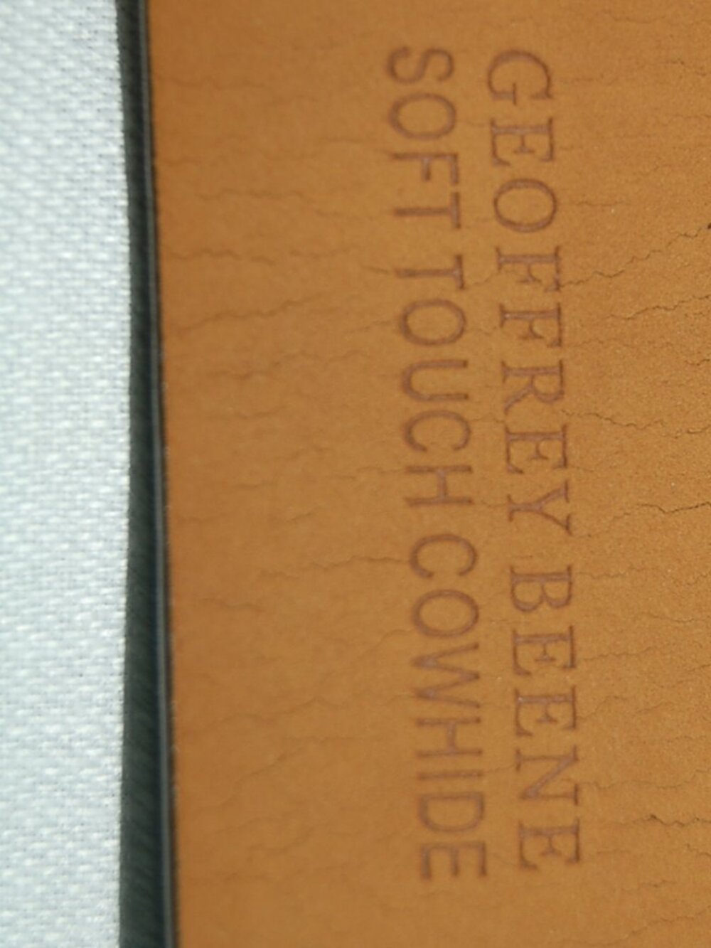 Geoffrey Beene Belt -- Back Cowhide -- size 42